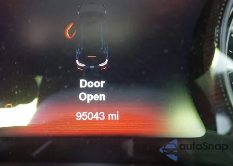 2014 Jeep Cherokee Limited из США, поврежденный, VIN 1C4PJMDSXEW146747